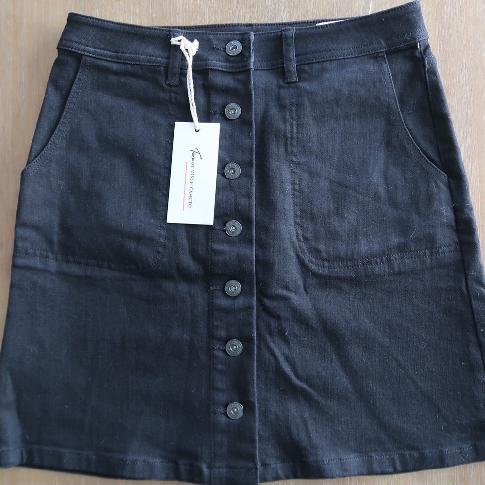 Two by Vince Camuto NWT button down skirt